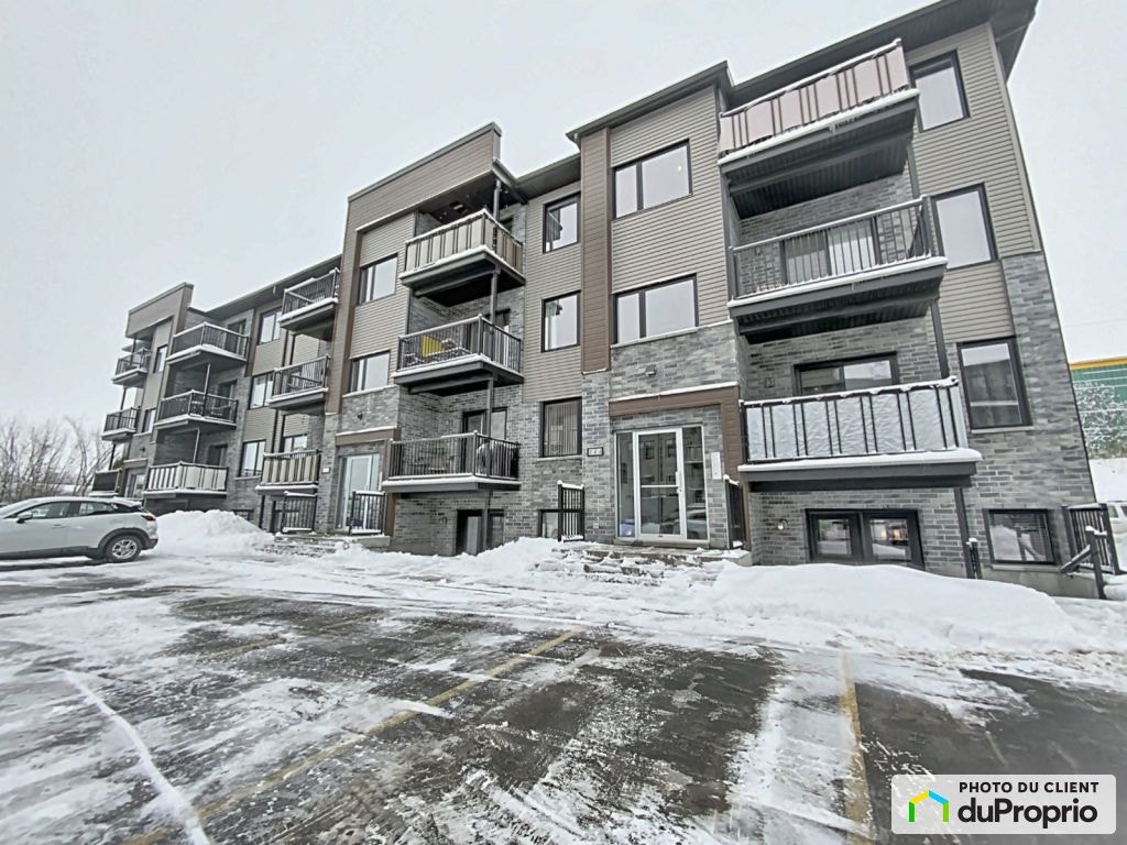 $369,900 - Condominium for sale in Vaudreuil-Dorion — photo 1