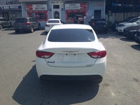 2016 Chrysler 200 96000 KM Price $9999 ON or QC Safety Included Warranty Included Carfax Included Au... (image 4)