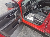 • Power_Steering • Power_Brakes • Power_Windows • Power_Seat • Power_Mirrors • Power_Locks • Power_S... (image 7)