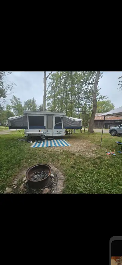 Tent trailer in good condition No tears no soft spots all mattresses, and couch cusions in clean wel...