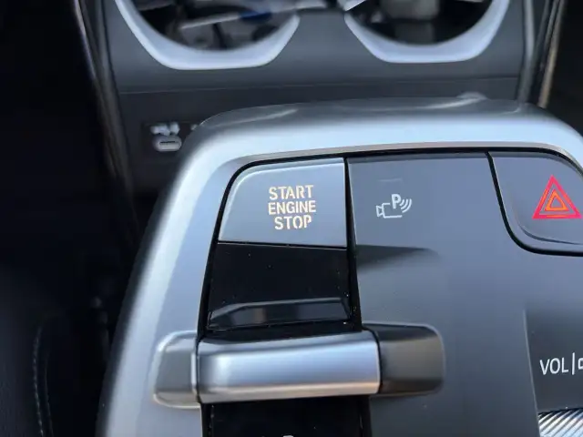 2023 BMW X15606455658322534414
