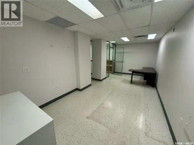 77 15th STREET E Prince Albert, Saskatchewan in Commercial & Office Space for Sale in Prince Albert - Image 11