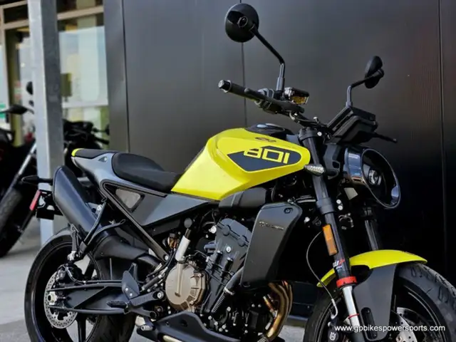 2025 Husqvarna Vitpilen 801 DEMO in Street, Cruisers & Choppers in Oshawa / Durham Region - Image 10