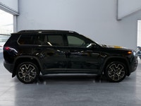 Check out this vehicle's pictures, features, options and specs, and let us know if you have any ques... (image 5)