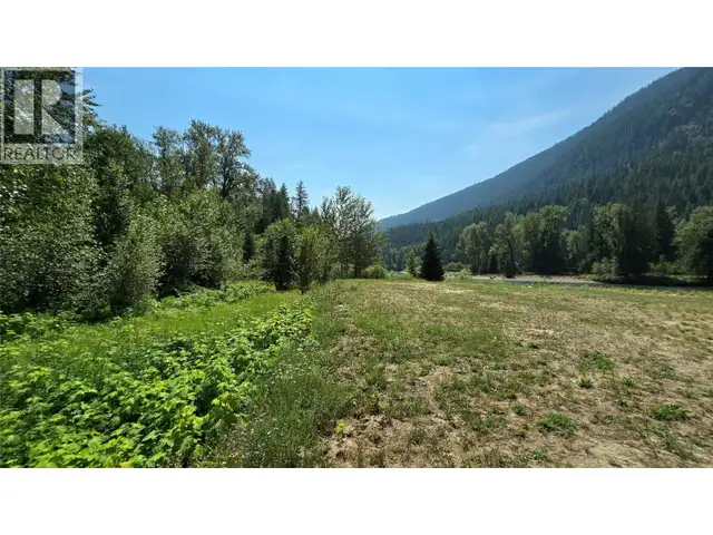 6 Highway Lot# B Crescent Valley, British Columbia in Land for Sale in Nelson - Image 17