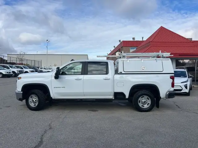 2020 Chevrolet SILVERADO 2500HD LT 4WD Crew Cab Cap Ladder Racks in Cars & Trucks in Oakville / Halton Region - Image 10