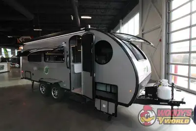 MVSA #40458 See Dealer Website for Details. 2027 SAFARI CONDO ALTO F2414 ... Other Equipment 8" LED...