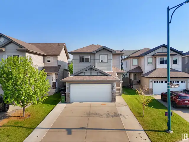 3363 16B AV NW Edmonton, Alberta62865715396995121