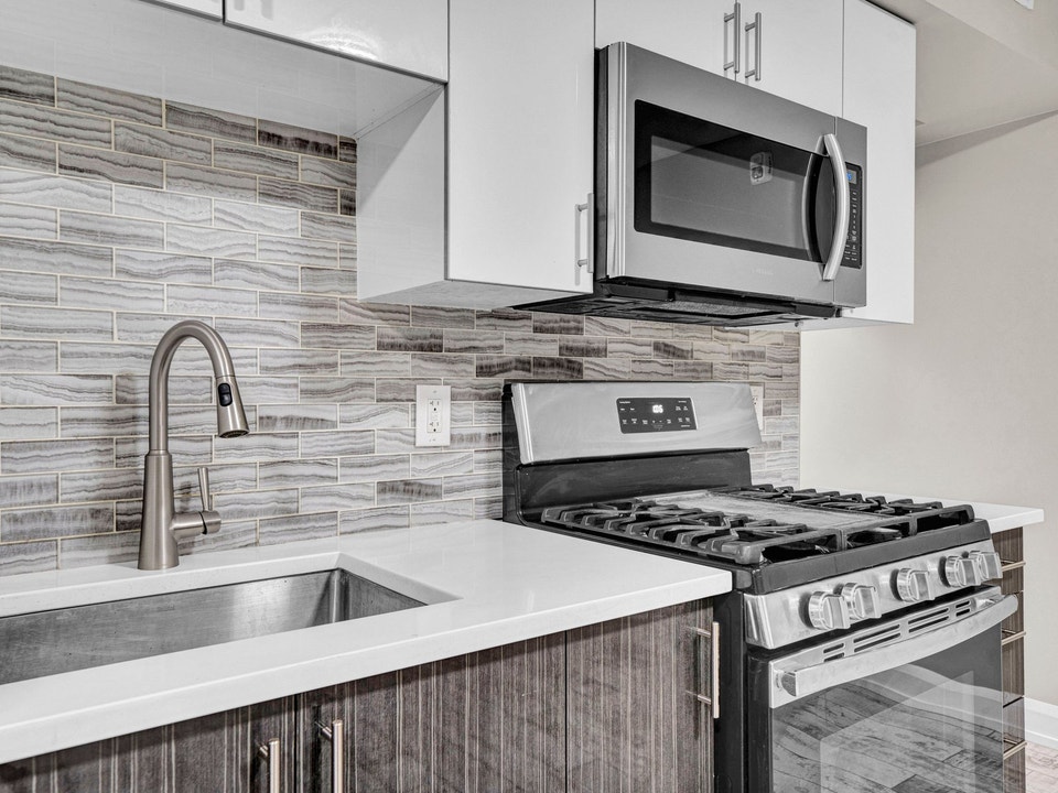 59 Russell Avenue 4