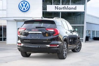 When you choose a Denali, you aren't just getting an SUV; you're getting GMCs flagship experience. F... (image 3)