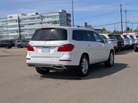 This pre-owned 2013 Mercedes-Benz GL 350 BlueTEC offers luxury, versatility, and diesel-powered perf... (image 6)