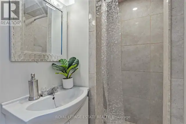 2233 NORTH ORR LAKE ROAD Springwater, Ontario in Houses for Sale in Oakville / Halton Region - Image 11
