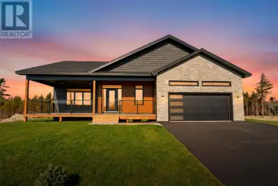 Welcome to a community like no other! Known for its warmer temperatures, friendly neighbours, and cl...