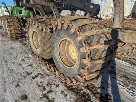 2014 JOHN DEERE 1910E FORWARDER  Cash/ trade/ lease to own term in Heavy Equipment in Fort St. John - Image 7