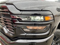 This Ram 2500 delivers a ESL 6.4L V8 HEMI(R) HD engine engine powering this Automatic transmission.... (image 8)