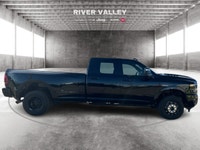 NAVIGATION SYSTEM, ADAPTIVE CRUISE CONTROL, HEATED FRONT SEATS, HEATED REAR SEATS, HEATED STEERING W... (image 1)
