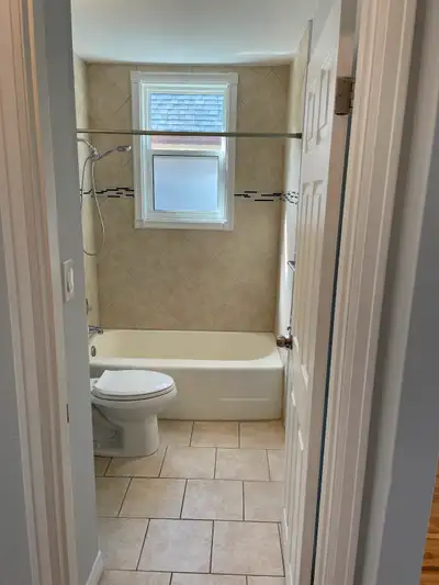 2 Bedroom, 1 Bath, Main Level Apartment for Rent