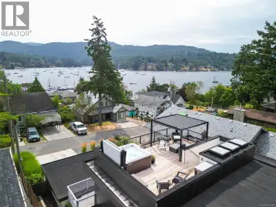 Welcome to West Coast luxury steps from the ocean. This architecturally striking 4-bed home offers c...