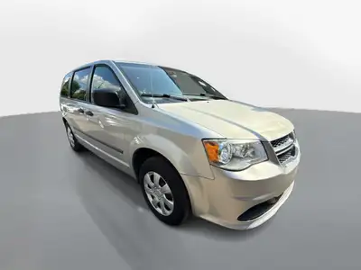 2011 DODGE Grand Caravan 2011 Dodge Grand Caravan | 7 Passagers | Air Climatisée | Cruise Control |...