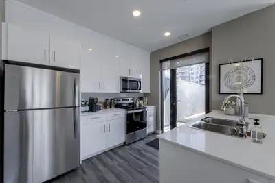 Building Features | HOLIDAY SAVINGS: Get Your First Month Free! | OPEN HOUSE: Saturday | 11AM-2PM Mo...