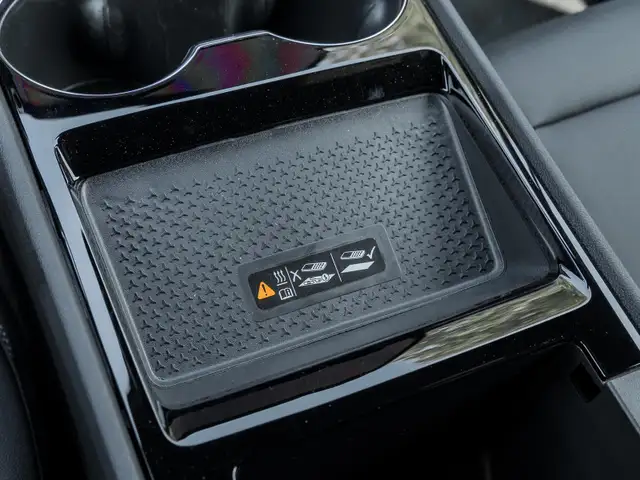 2025 Chevrolet Blazer EV LT AWD Midnight Edition- HD Surround Vi in Cars & Trucks in Markham / York Region - Image 21