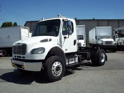 Freshly Certified, New Tires, Automatic. Cummins ISL9, 330 H/P, 4 Speed Automatic Transmission, 12 a...