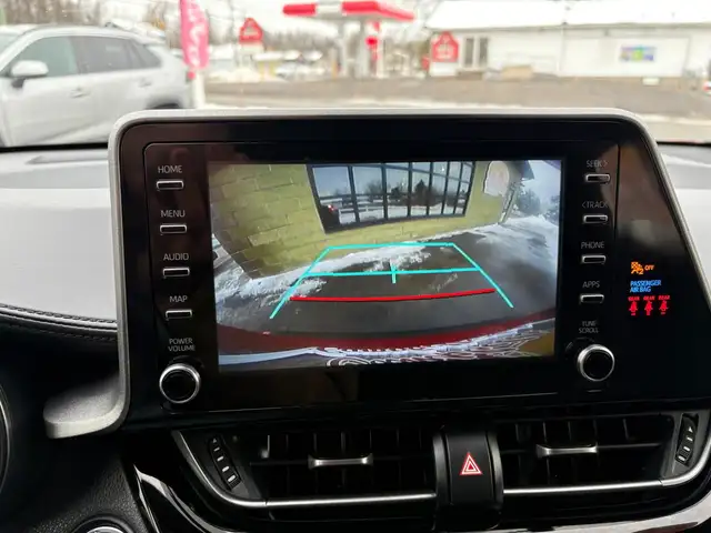 2021 Toyota C-HR XLE Premium Remote Starter! Backup Camera! H... in Cars & Trucks in Moncton - Image 18