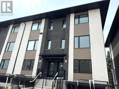 44 LILY LANE Guelph (Clairfields/Hanlon Business Park), Ontario