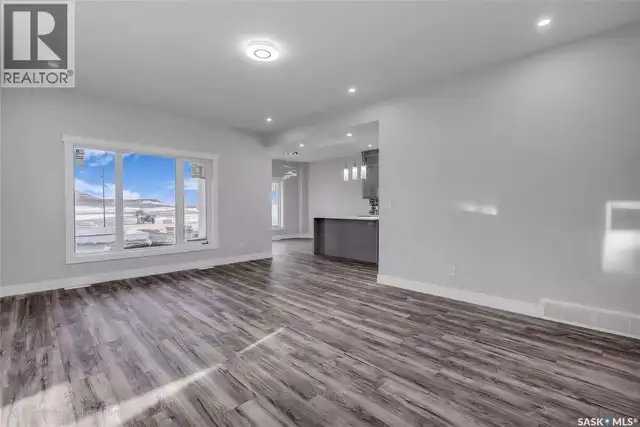 707 Nazarali UNION Saskatoon, Saskatchewan in Houses for Sale in Saskatoon - Image 8