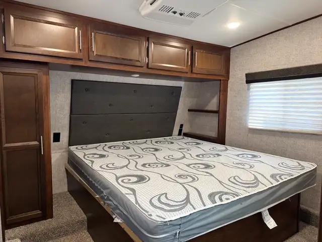 2019 Forest River VENGEANCE 377 V in Travel Trailers & Campers in St. Albert - Image 29