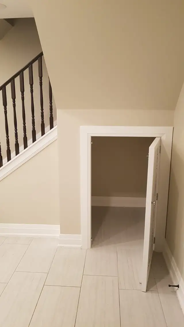 BASEMENT FOR RENT 2 BEDROOMS in Room Rentals & Roommates in City of Toronto - Image 3
