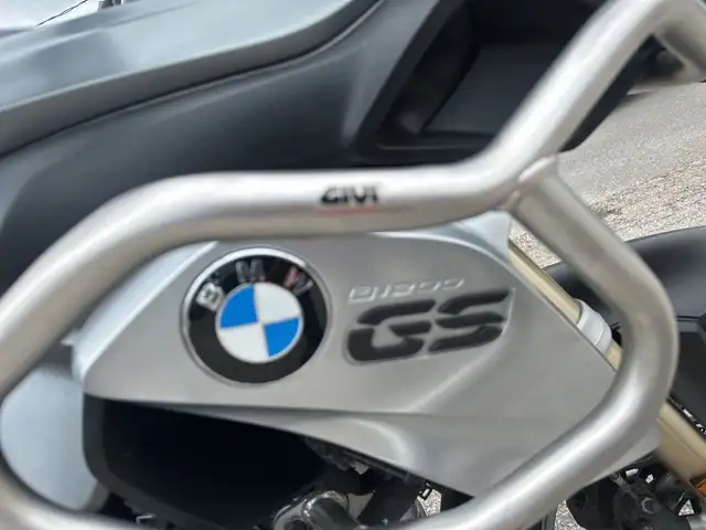 2015 BMW R1200GS ~ BMW R1200GS ~ HTD GRIPS ~ ADJUSTABLE SUSPENSI in Street, Cruisers & Choppers in City of Toronto - Image 31