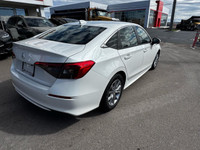 2023 Honda Civic EX White FWD CVT 2.0L I4 DOHC 16V i-VTEC Odometer is 40261 kilometers below market... (image 6)