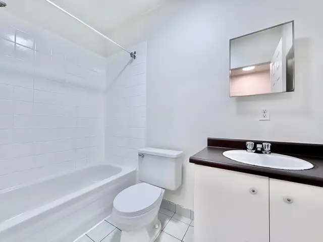 3 et demi - Hochelga - Électros inclus - Dispo maintenant! in Long Term Rentals in City of Montréal - Image 12