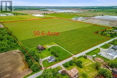 Welcome to this exceptional 50.6-acre vineyard property, fully planted with mature grapevines and re...