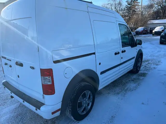 2012 Ford Transit Connect Saftied $10,900 in Cars & Trucks in Winnipeg - Image 4