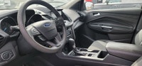 GARANTIE 1 ANS CREDIT DIRECT EN LIGNE AU WWW.AUTO-INTERNET.CA WOW 2017 FORD ESCAPE AWD AUTOMATIQUE 4... (image 1)