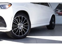 Low Mileage! Check out our large selection of pre-owned vehicles today. 2022 Mercedes-Benz GLE 4MATI... (image 1)