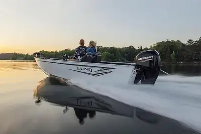 MLM - Muskoka Region The 1650 Angler SS (side console) is one of Lund's best 16 foot fishing boats....