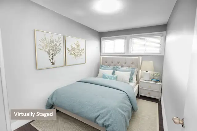 BUNGALOW LIVING IN THE HEART OF SMITHVILLE - 3 BED, 1 BATH in Houses for Sale in Hamilton - Image 9