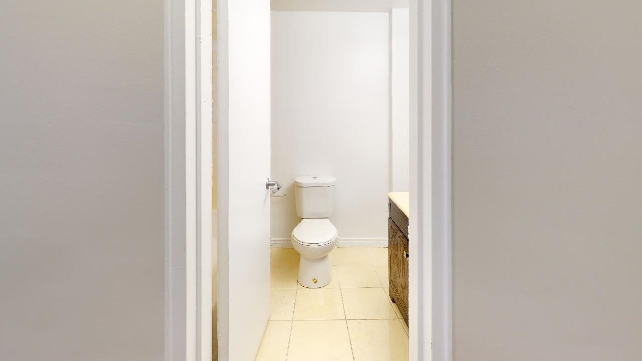 5550 Trent Ave — photo 1