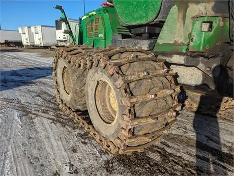 2014 JOHN DEERE 1910E FORWARDER  Cash/ trade/ lease to own term in Heavy Equipment in Fort St. John - Image 6