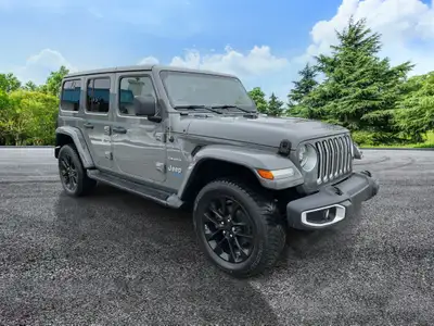 2021 JEEP Wrangler 4XE 2021 Jeep Wrangler 4XE UNLIMITED SAHARA | Navi | Cuir | $115 per week | 2 Toi...