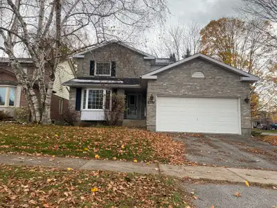 867 Woodside Drive - 3 bedroom home with spacious yard in Lancas