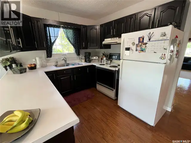 1000 Railway AVENUE W Foam Lake, Saskatchewan in Houses for Sale in Saskatoon - Image 28