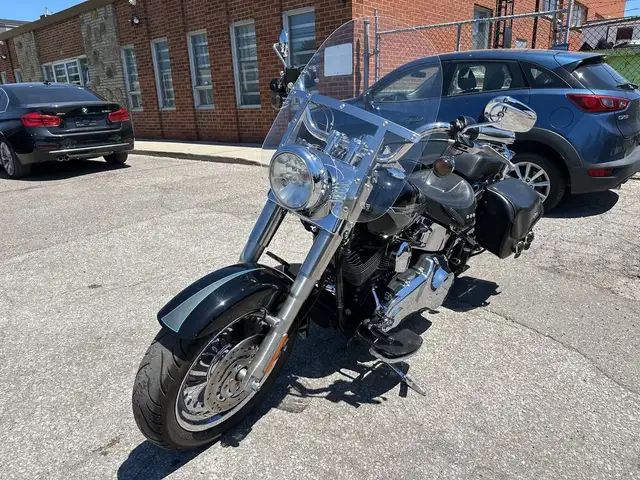2009 Harley-Davidson Fat Boy ~ FAT BOY ~ EXHAUST ~ 96CU ~ CANADI in Street, Cruisers & Choppers in City of Toronto - Image 4