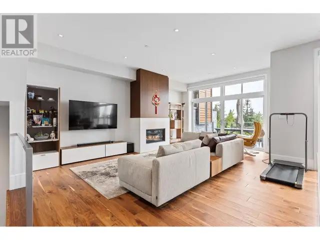 2823 CHIPPENDALE ROAD West Vancouver, British Columbia in Condos for Sale in Downtown-West End - Image 13