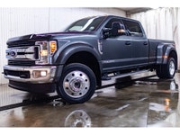 **ONE OWNER - ACCIDENT FREE** 68,947 KM This 2019 Ford F-450 4x4 Crew Cab XLT FX4 Dually is powered... (image 3)