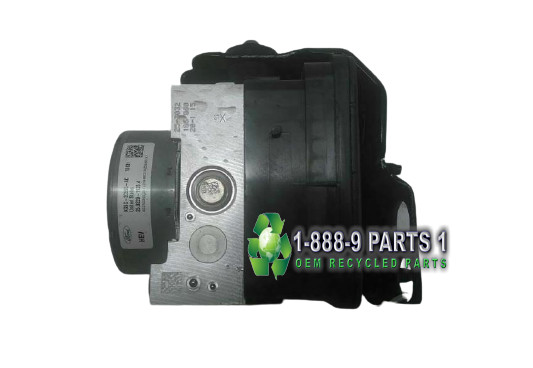 ABS Anti-Lock Brake Pump w/Module Ford Fusion 2017-2020 OEM in Other Parts & Accessories in Hamilton - Image 2