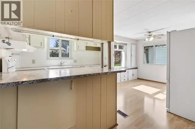 2619 Ulverston Ave Cumberland, British Columbia in Houses for Sale in Comox / Courtenay / Cumberland - Image 10